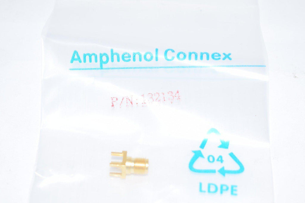 NEW Amphenol RF 132134 SMA Connector Jack, Female Socket 50Ohm Through Hole Solder
