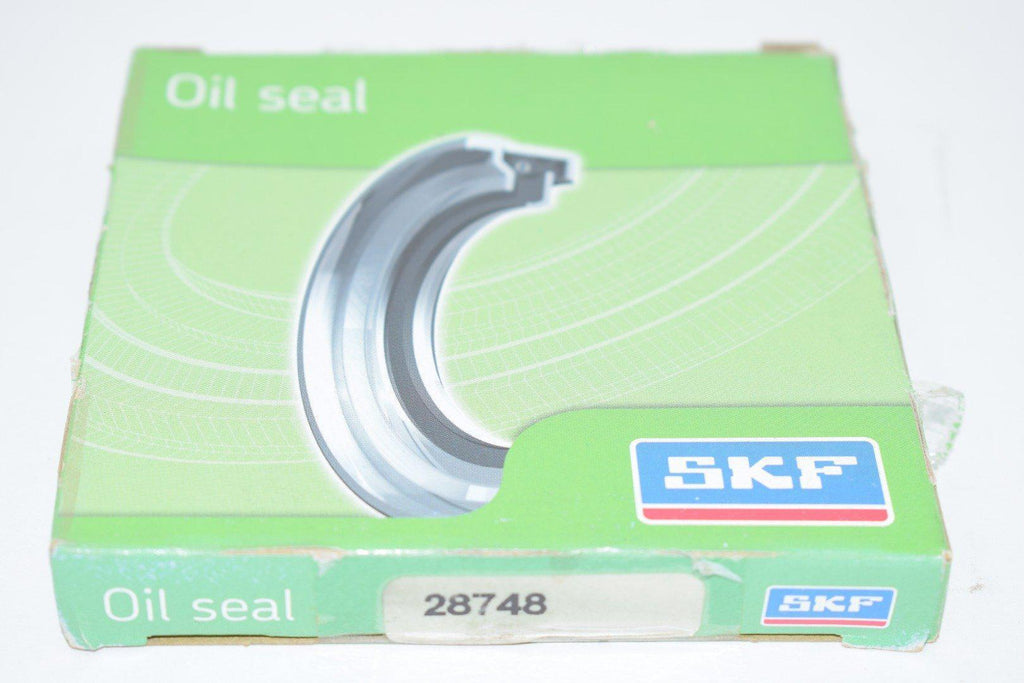NEW CR Seals SKF 28748 Fluoro Rubber Oil Seal - CRWHA1 Design