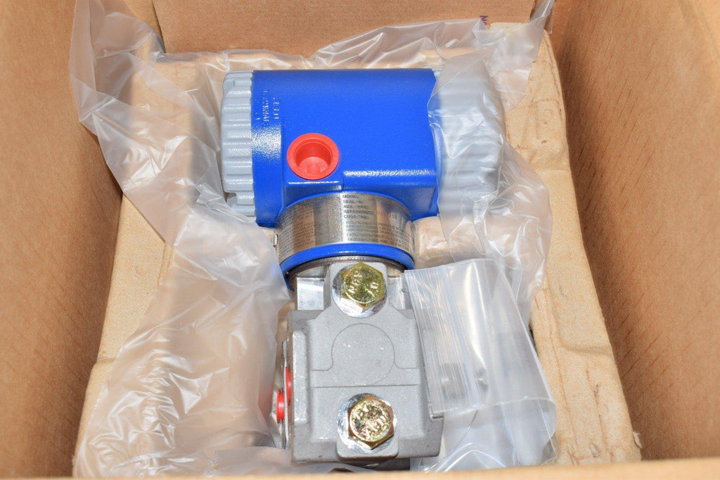 NEW Foxboro IDP10-D22B01F-M1L1C1T Pressure Transmitter