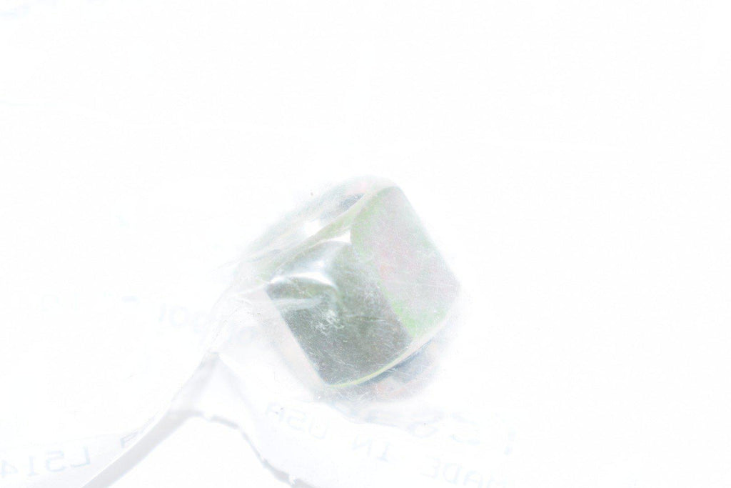 NEW Gates 8FDL-CAP - G64793-0008 Hydraulic Hose Adapter