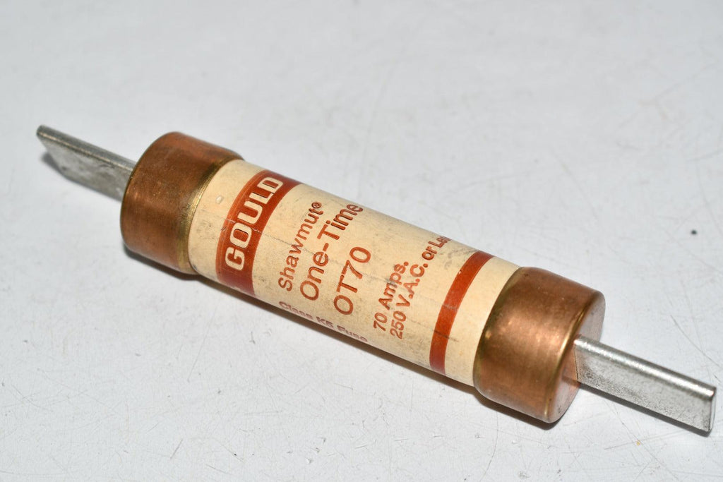 NEW Gould Ferraz Shawmut One-Time OT70 Fuse 70 Amps 250VAC One-Time