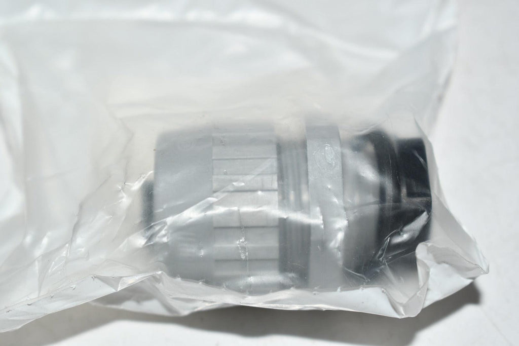 NEW HUBBELL P038NGYA Conduit Fitting, Nylon,Trade Size 3/8in