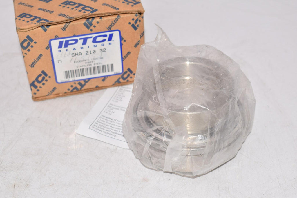 NEW IPTCI SNA 210 32 STAINLESS STEEL ECCENTRIC LOCKING BEARING INSERT 2''