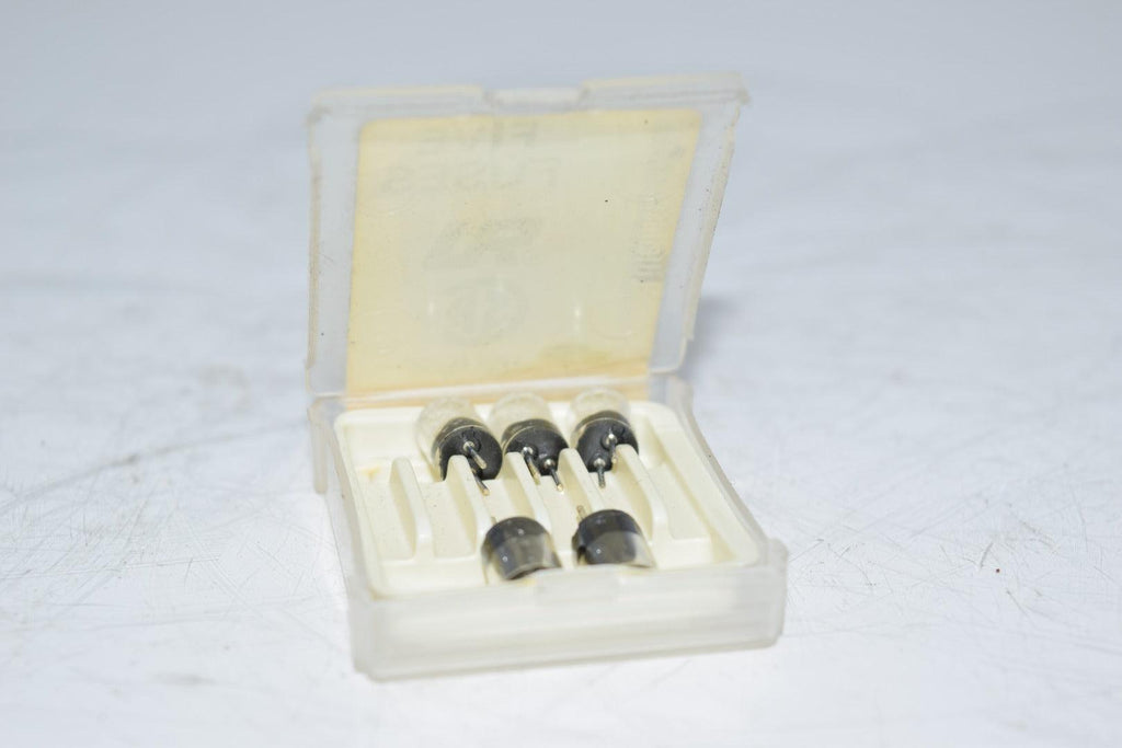 NEW Littelfuse 1/2A-273 5-Pack Fuses