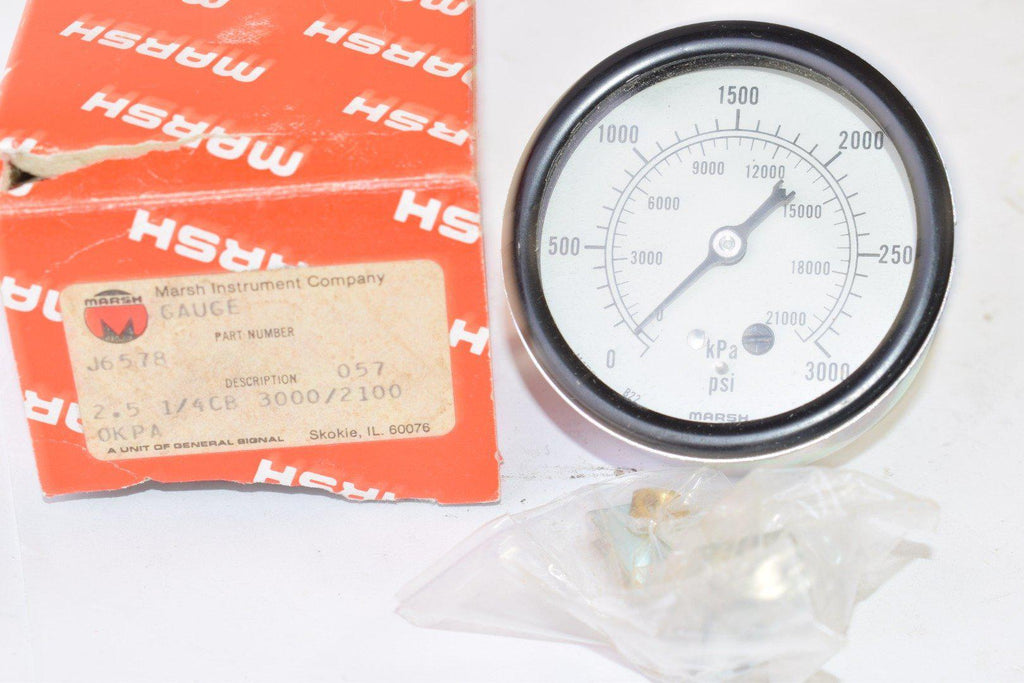 NEW Marsh Instrument Co J6578 1/4 CB 0-3000 PSI Pressure Gauge