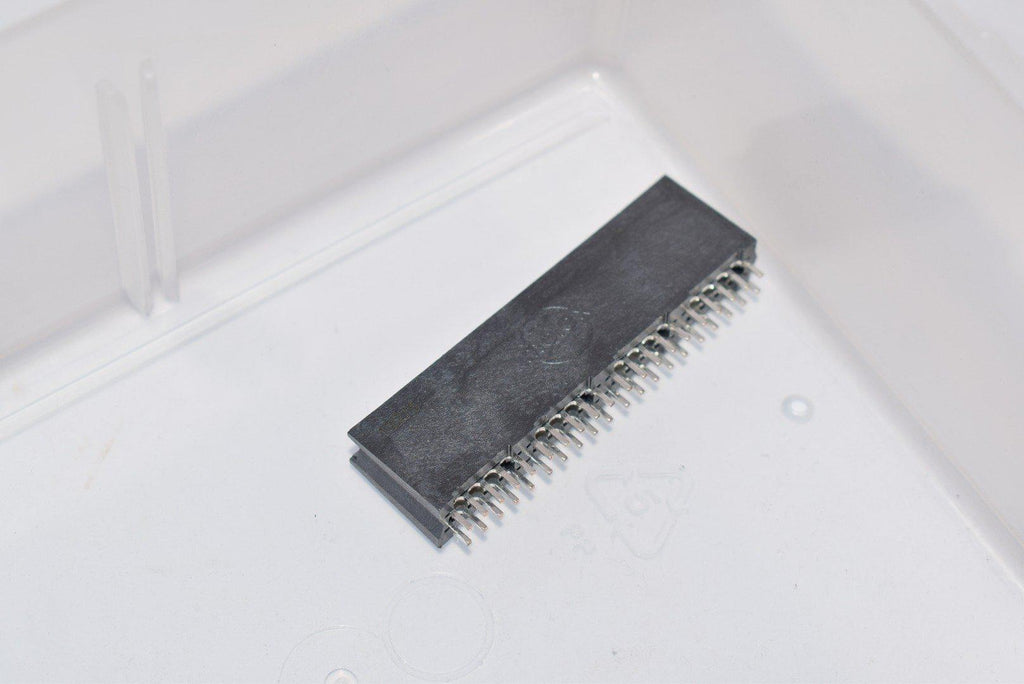 NEW Molex 0457190009 CONN EDGE DUAL FEMALE 8POS 0.508