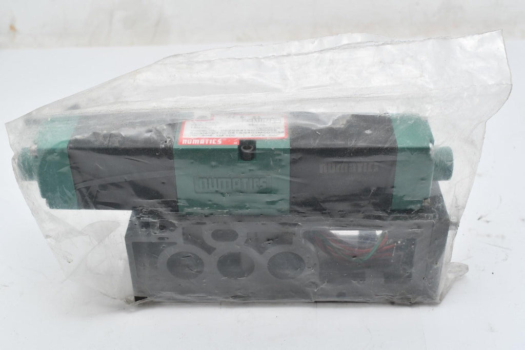 NEW Numatics 082SS415M000058 Mark 8 Double Solenoid Valve 2 Pos/4 Way w/Man Block 125 VDC