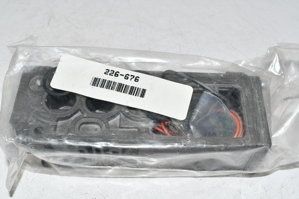 NEW Numatics 226-676 Manifold Valve Block
