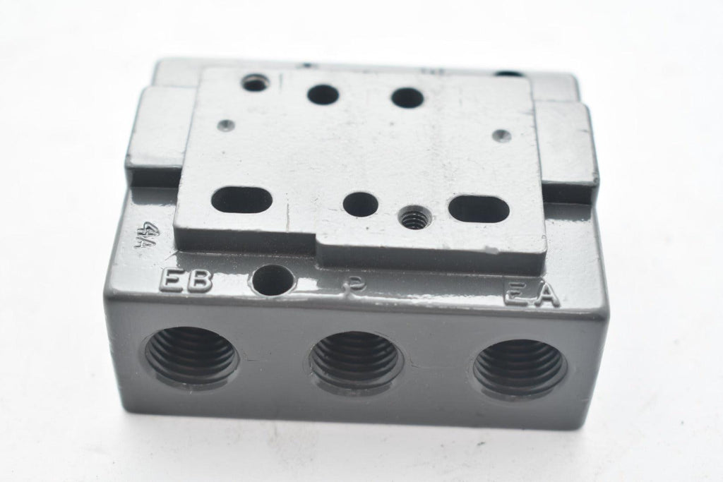 NEW Numatics Solenoid Valve Manifold Block 2-5/8'' x 2''