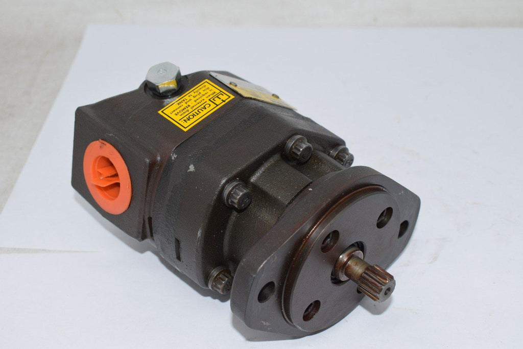 NEW PARKER M4B04512S40NB Hydraulic Pump Motor