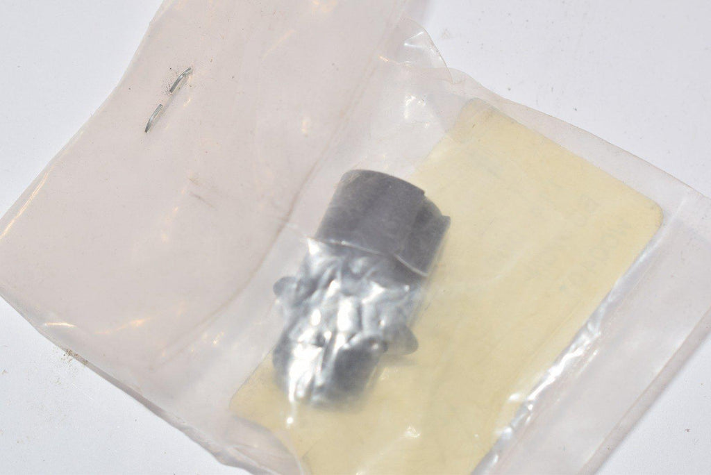 NEW Raymond 114-008-273 Forklift Button Assembly