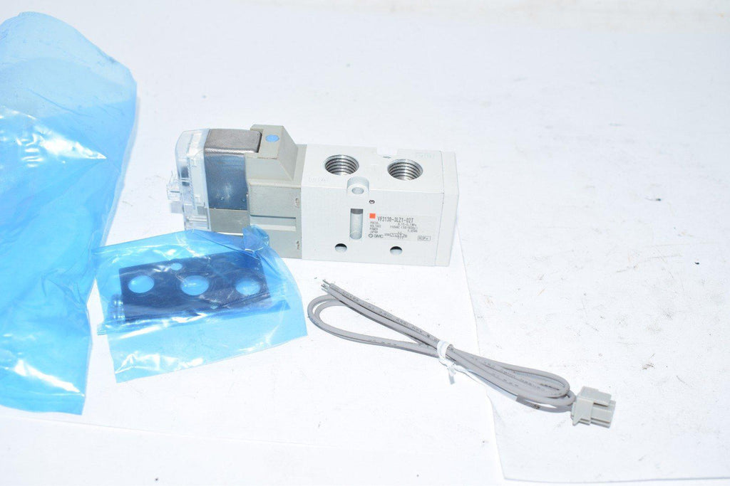 NEW SMC VF3130-3LZ1-02T valve, pilot, body ported, VF3000 Solenoid Valve