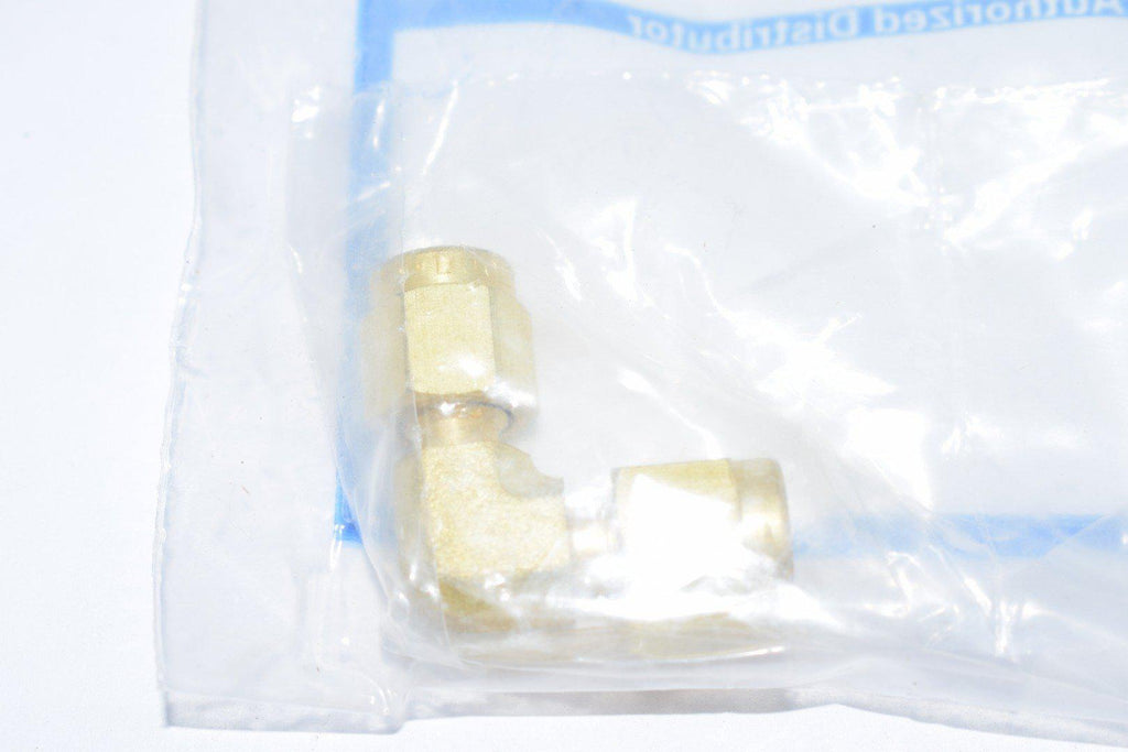NEW SSP IBD2UE Duolok Union Elbow, 1/8 Tube Fitting x 1/8 Tube Fitting, Brass