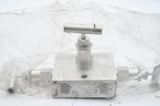 NEW Swagelok SS-V3NBF8 Valve Stainless Steel 3-Valve Instrument Manifold, 1/2 in. Female NPT, Ball Tip