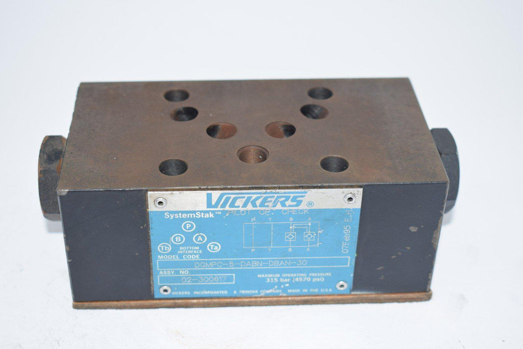 NEW Vickers 02-300617 DGMPC-5-DABN-DBAN-30 Pilot OP Check Valve