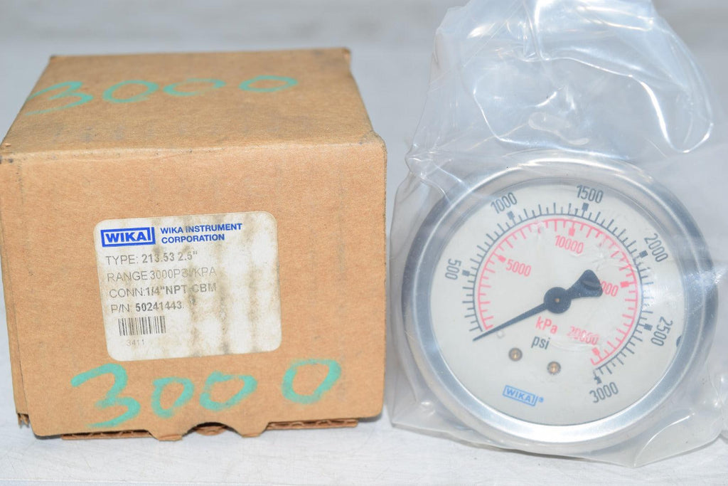 NEW WIKA 213.53 2.5'' Pressure Gauge 0-3000 Psi 1/4'' NPT