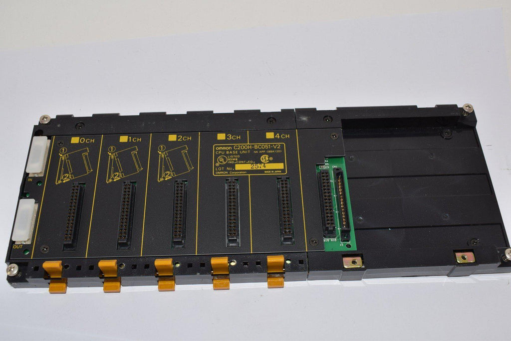OMRON C200H-BC051-V2 Controllers 5 SLOT RACK PLC Module