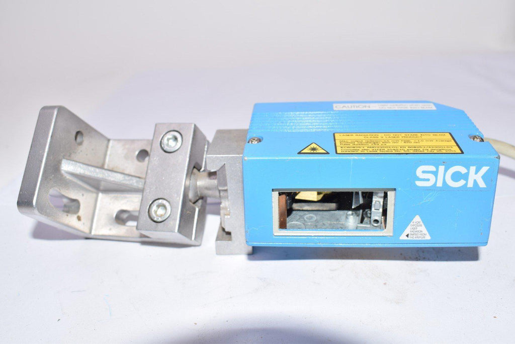 Sick CLV440-0010, 1-017-588 Barcode Scanner 5W Class 2