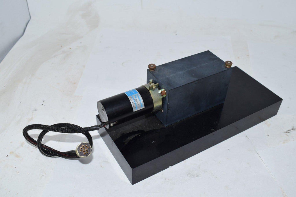 Ultratech Stepper Magnifying Lens HAMAMATSU C956-04 Socket