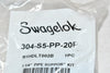 NEW SWAGELOK 304-S5-PP-20P BOLTED PLASTIC CLAMP PIPE SUPPORT KIT