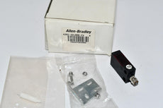 NEW Allen Bradley 42KC-D2LNSK-P4 PhotoSwitch 12-24VDC 30mA