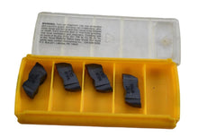 Pack of 4 NEW Kennametal NRP3094L Grade KC5025 Grooving Carbide Inserts