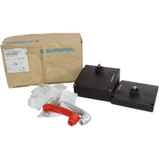 NEW Schmersal 101178738 AZ/AZM 200-B30-RTAG1P1 Safety Switch