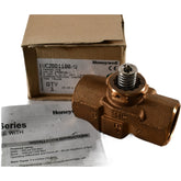 NEW Honeywell VCZBD1100/U 2-Way Straight-Through Cartridge Cage Valve, 1-1/4 in, FNPT