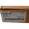 NEW Honeywell V110E1028 - 1-1/4'' NPT Thermostatic Radiator Valve