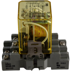NEW IDEC RR3B-U & SR38-05 Relay and Socket Kit