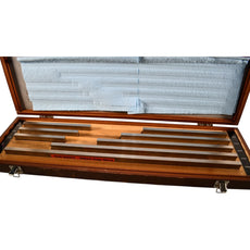 Mitutoyo 516-702-02 8-Pc Long Metric Steel Gage Block Set 125-500mm Grade 2