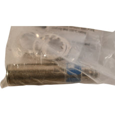 NEW Radwell RAD01087 Proximity Sensor M18 Threaded Body 8mm Range PNP NO