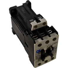 NEW Fuji Electric SC-E04P/G Contactor 18A 3-Pole 600V DC24V Coil