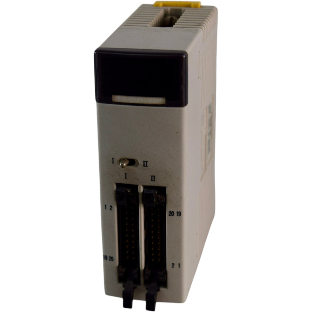 Samsung CPL93484 Fara N-70 32-Pt 12-24VDC Transistor Output Module – VB ...