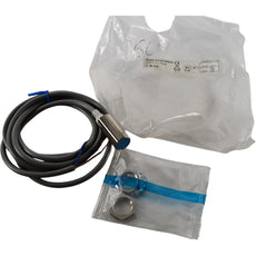 NEW Azbil FL7M-5D6 DC 3 Wire Cylindrical Proximity Switch Sensor M18 5mm NO