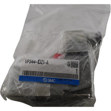 NEW SMC VP344-1DZ1-A 3-Port Solenoid Valve 110V AC 1/8 NPT Center Closed