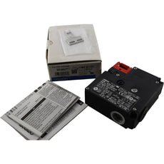 NEW Omron D4NL-4CDA-B4S Guard Lock Safety Door Switch 24VDC M20 2NC 1NO Metal Head