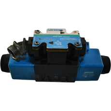 Vickers DG4V-3S-6C-M-FW-B5-60 Directional Control Valve 110V 120V Solenoid D03