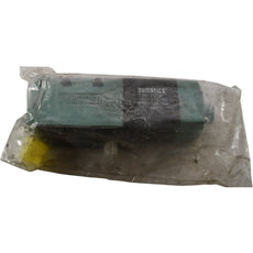 NEW Numatics 152SA400K000030 Mark 15 Solenoid Valve 1/4 NPT 120VAC 150 PSI