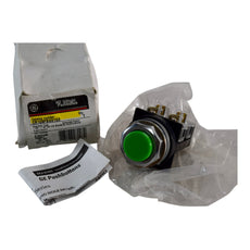 NEW GE CR104PBG91G2 Heavy Duty Oiltight Pushbutton Green Extended 1NO-1NC