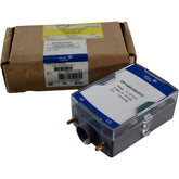 NEW Johnson Controls DP140010U31C Differential Pressure Transducer 0-10 WC