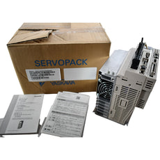 NEW Yaskawa SGDV-5R4DE1A002000B00 Servo Drive SERVOPACK 1.5kW 400V