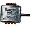 Honeywell XZ76105 Board Mount Pressure Sensor Single Port 8-Pin DIP 7A26-03