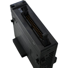 NEW Keyence KV-C16XTD Input Output Module 16 Point 24V DC MIL Connector