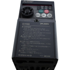 Mitsubishi FR-D720-0.4K-EA D700 Compact VFD Inverter Drive 0.4kW 0.5HP 3PH 200V