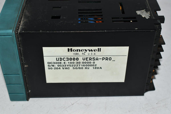 Honeywell UDC3000 PLC Temperature Controller Versa-Pro DC300K-E-100-30 ...