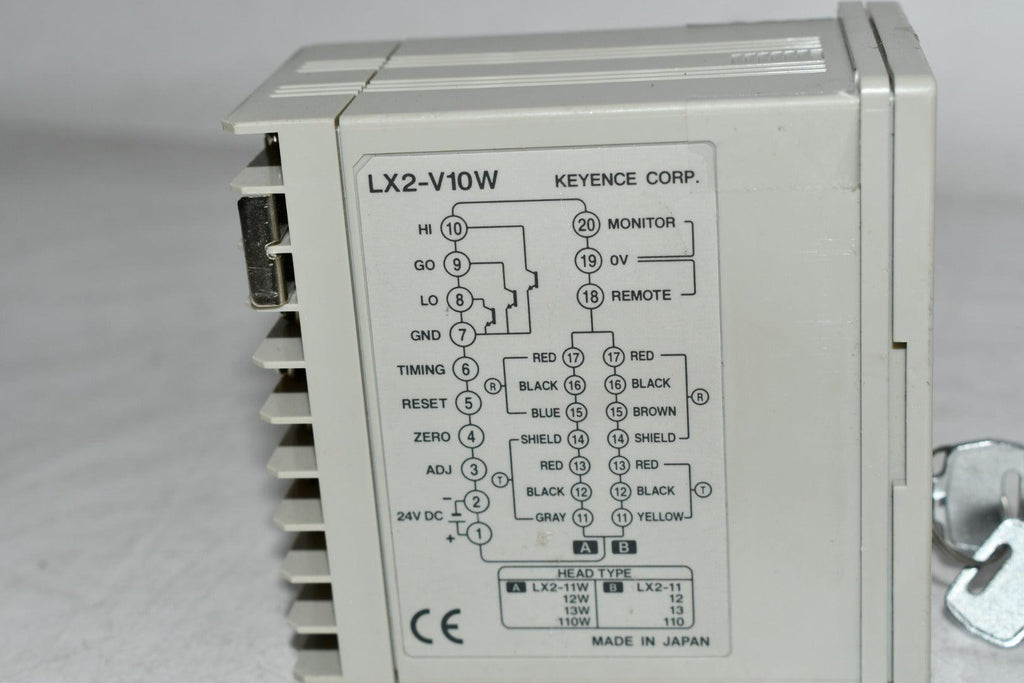 Keyence LX2-V10W AMPLIFIER UNIT 24 VDC 190 MA 100O HM 1250 /SEC SAMPLI ...