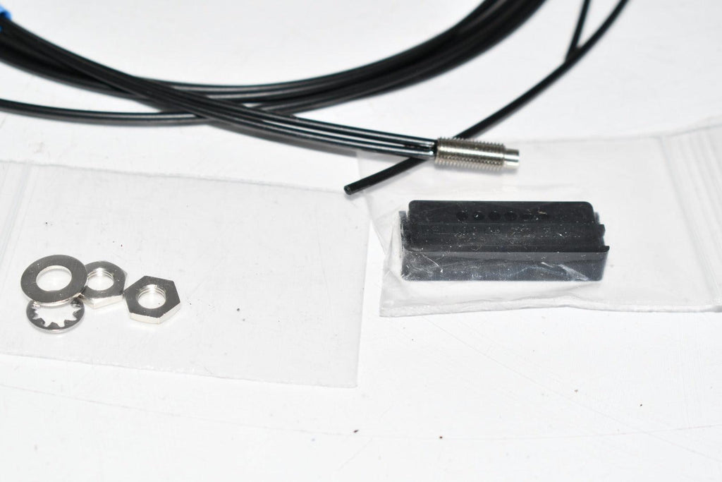 NEW Keyence FU-61 Reflective Fiber Unit – VB Industrial Supply