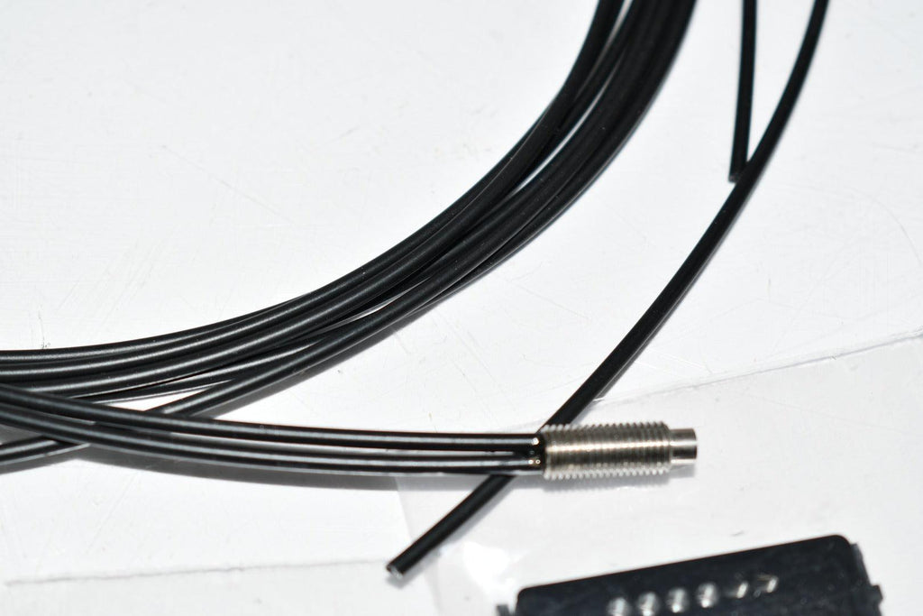 NEW Keyence FU-61 Reflective Fiber Unit – VB Industrial Supply