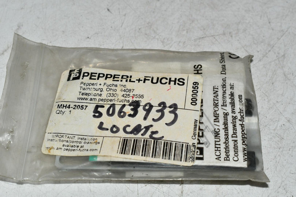 NEW Pepperl & Fuchs MH4-2057 Enclosure Accessories, Mounting Bracket ...